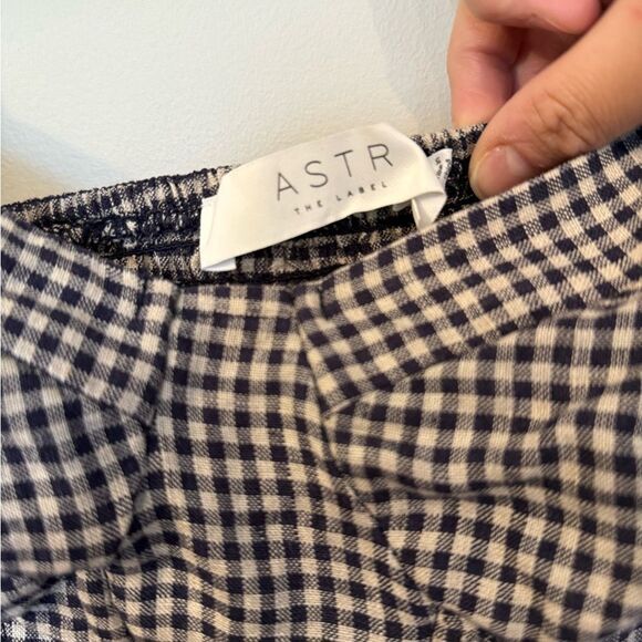ASTR the Label Cardiff Top in Navy White Gingham Size XS - Picture 7 of 13